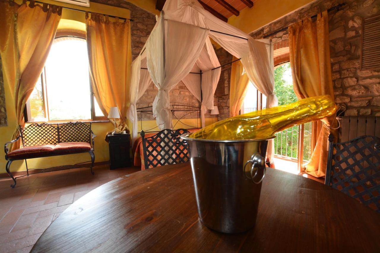 Country Resort Il Frassine Риньяно-суль-Арно Экстерьер фото